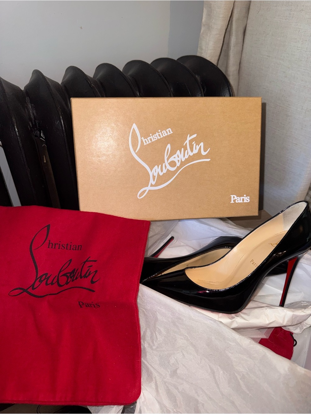 Christian Louboutin Black Patent Stiletto Pumps with Red Sole - Picture 1 of 9